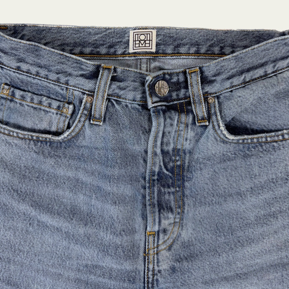TOTEME Classic Cut Denim Worn Blue Size 26 Ankle Frayed Straight Leg Jeans - Picture 5 of 10